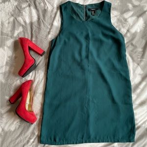 FOREVER 21 XSmall Green Dress